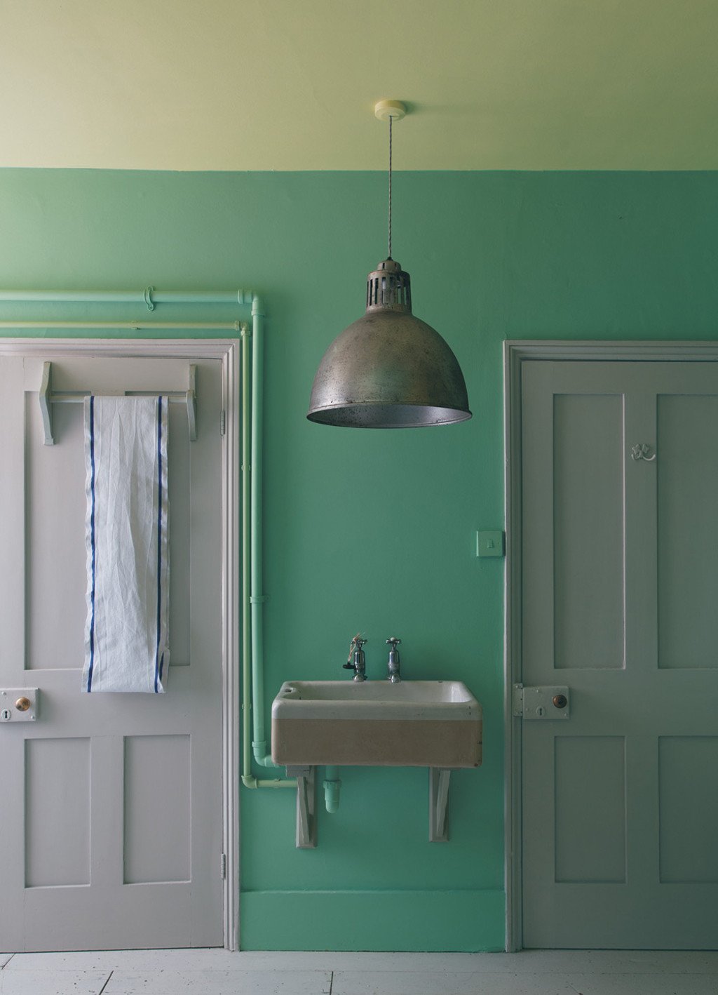 Dove Tale No.267 - Tangletree | Farrow and Ball