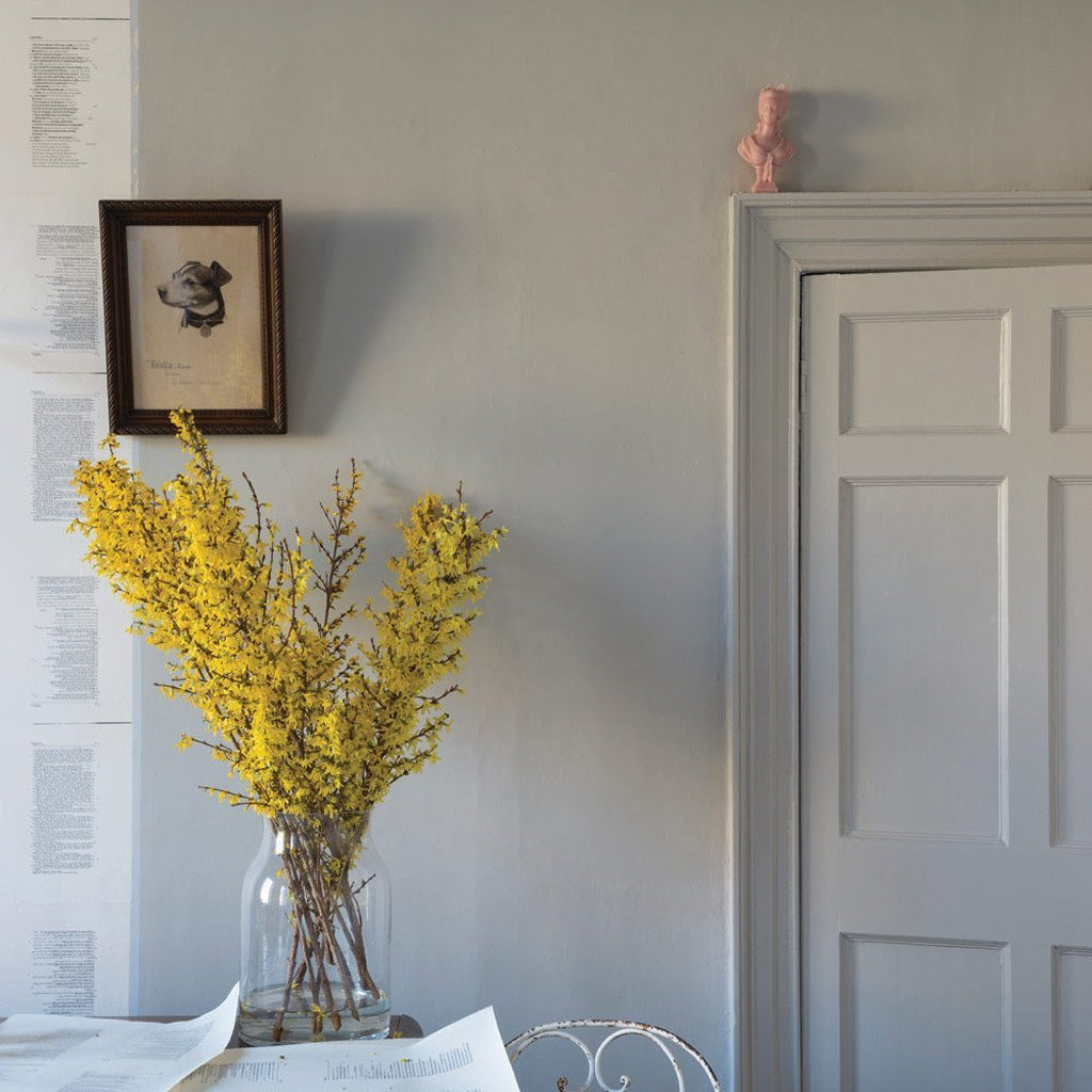 Room painted in Farrow & Ball Purbeck Stone No.275